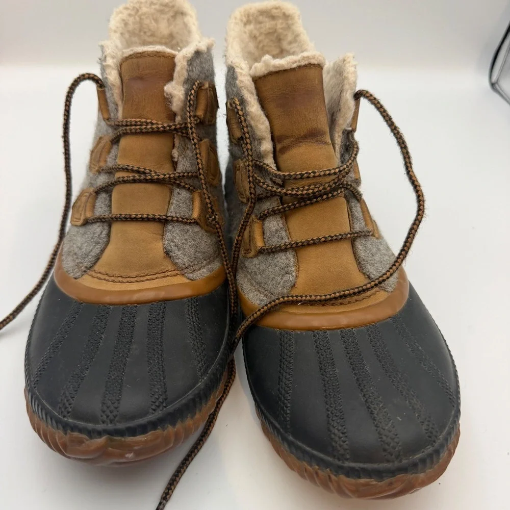 Sorel out about